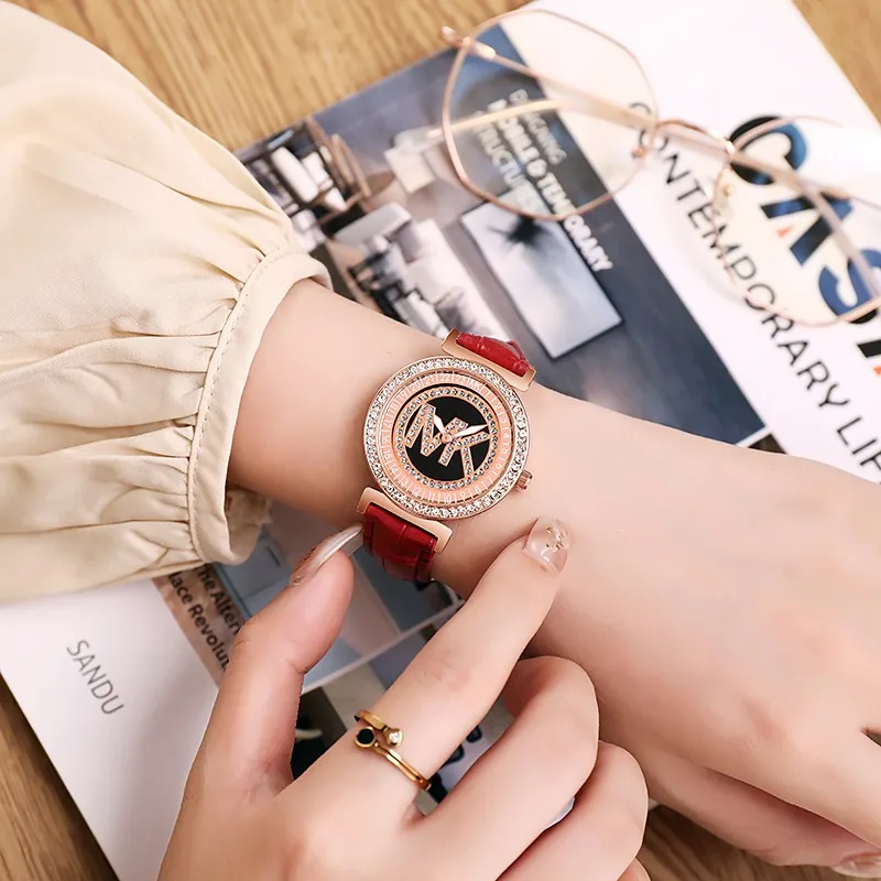 

TVK-reloj Digital de acero inoxidable para mujer, cronógrafo de pulsera con diamantes, resistente al agua, color dorado2023