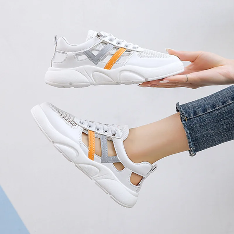 

Женские дышащие босоножки с перфорацией, белые сетчатые повседневные туфли на мягкой подошве и платформе, сандалии на танкетке, лето 2022