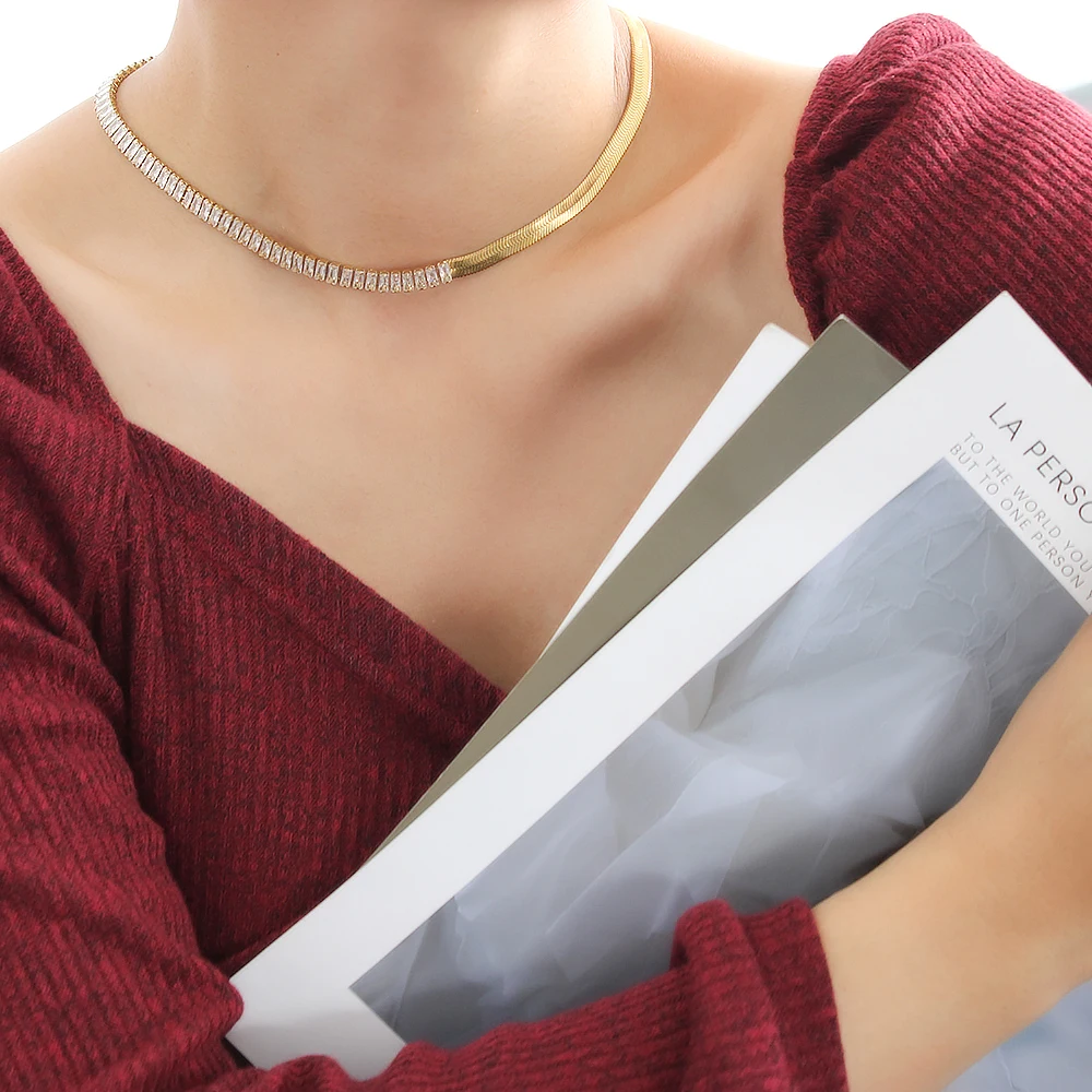 

New Design Features Stainless Steel Snake Chain Choker Women's Jewelry Statement Zircon Necklace Bracelet Set Clavicle Chain