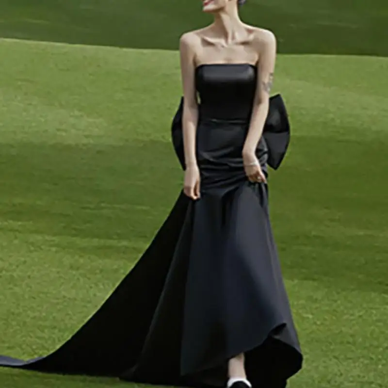 Женское свадебное платье без бретелек It's yiiya белое классическое с большим