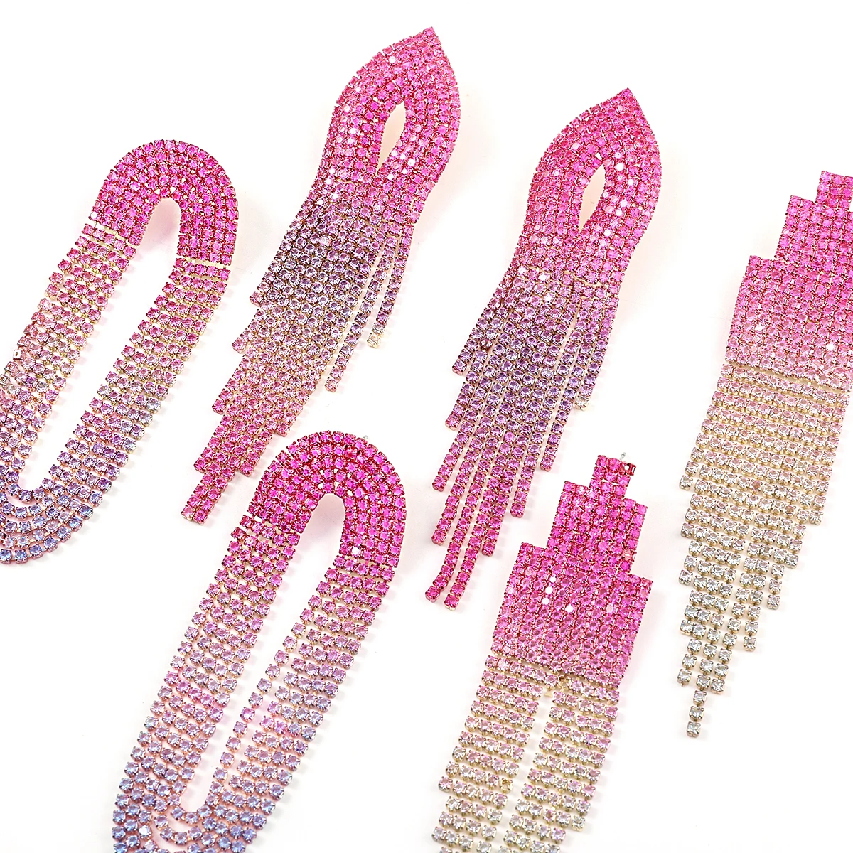 

New Trend Rhinestone Claw Chain Tassel Pendant Earrings for WomenTemperament Dinner Party Dangle Earrings Jewelry