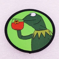 the frog embroidery fashionable creative cartoon brooch lovely enamel badge clothing accessories