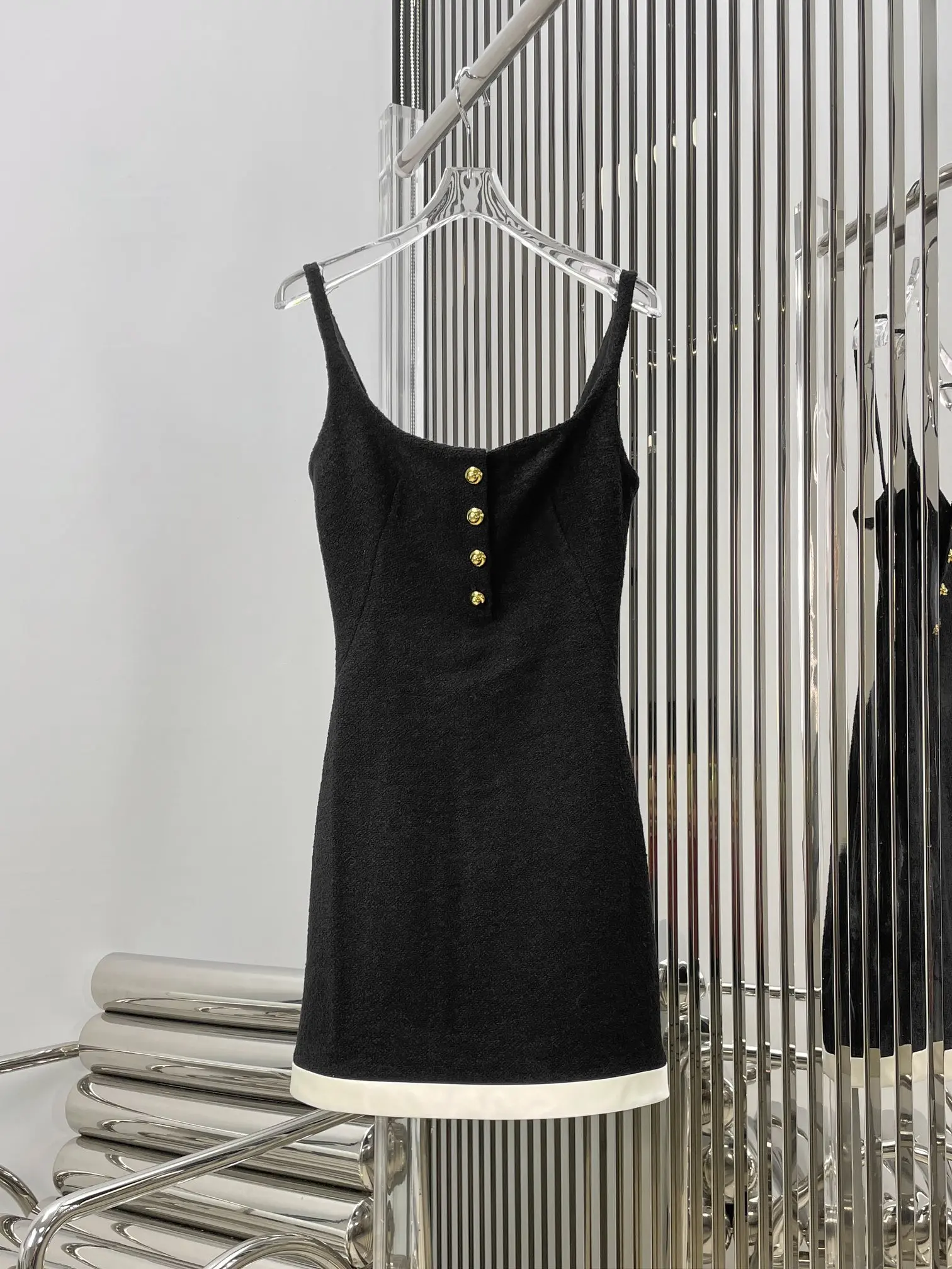 New women's clothing for spring and summer 2023 Contrast Color Suspender Wool Dress 0308