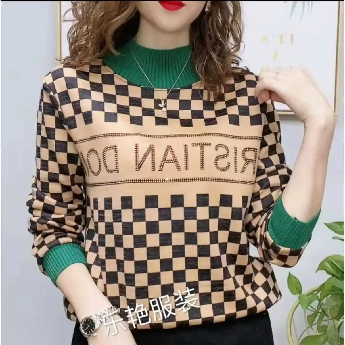 

2022 new plus velvet fashion printed bottoming shirt women