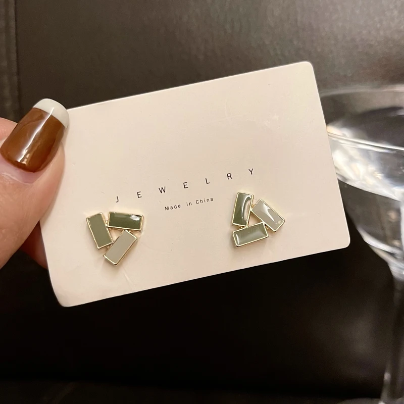 

Mihan 925 Silver Needle Modern Jewelry Green Enamel Earrings 2022 New Trend Geometric Stud Earrings For Women Party Gifts