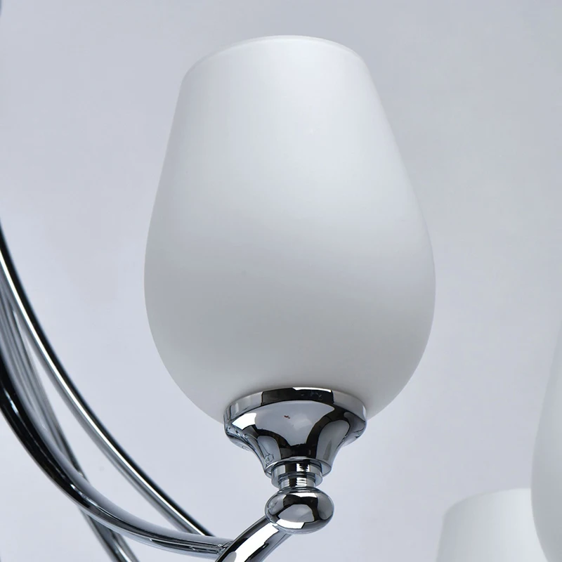 Рисунок 5 - Люстра CHIARO 386016408 8x60W E27