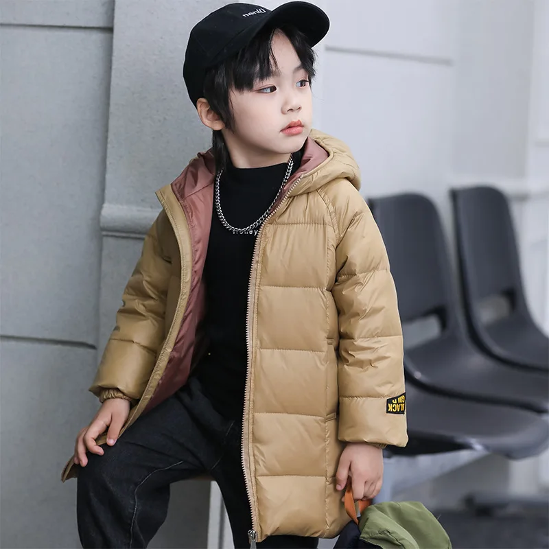 Осенне-зимний детский пуховик из полиэфирного волокна черного и золотого цвета