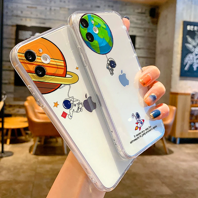 

Astronaut Phone Case For iPhone 13 12 11 Pro MAX 6 6S 7 8 Plus XS 12 13 Mini X XR SE 2020 5 Liquid Silicon Back Funda Soft TPU