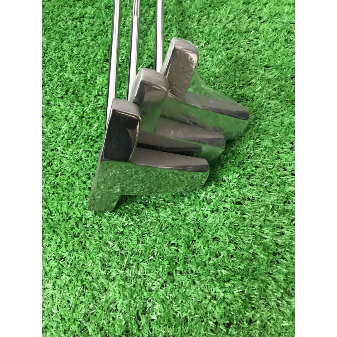 

Golf Putter Oversized and Overweight Putter