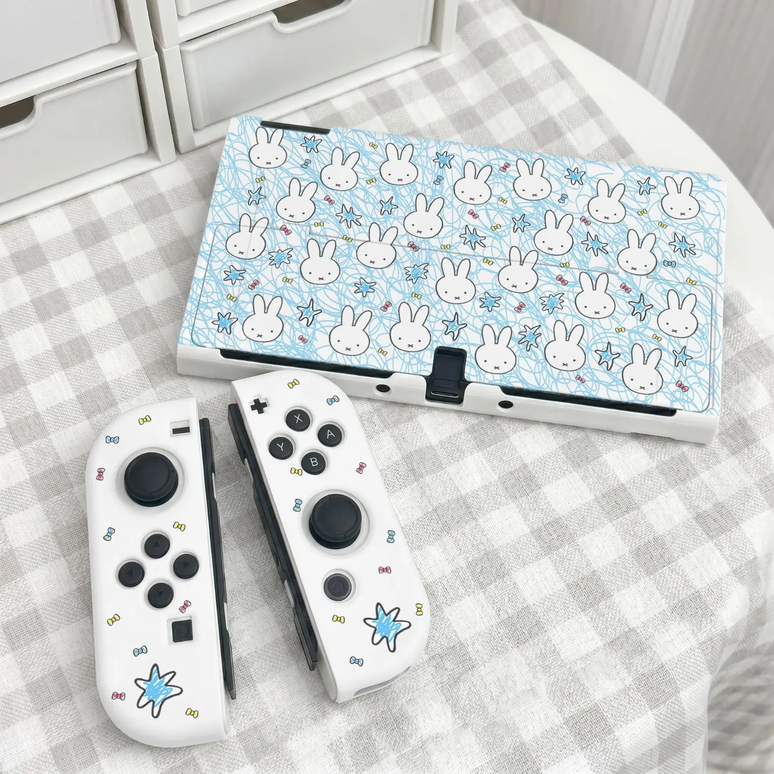 Фото Защитный чехол для игровой консоли Miffy Cartoon Cute Split Switch, противоударный, с жестким корпусом, милый дизайн, аксессуар для игровой приставки OLED №1