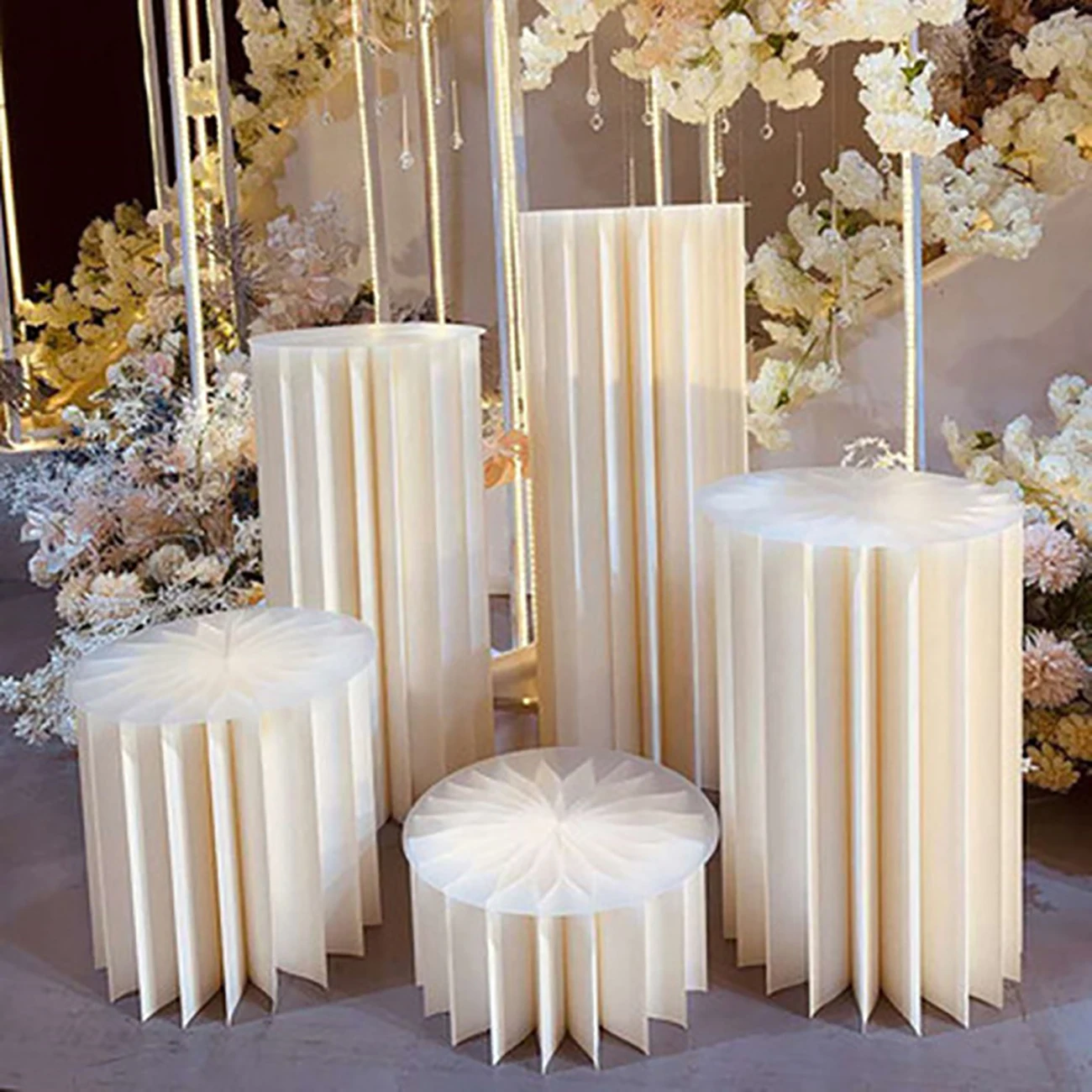 

3/4Pcs Wedding Party White Pearlescent Origami Round Pillar Cylindrical Dessert Table Stage Home Birthday Party Decoraction