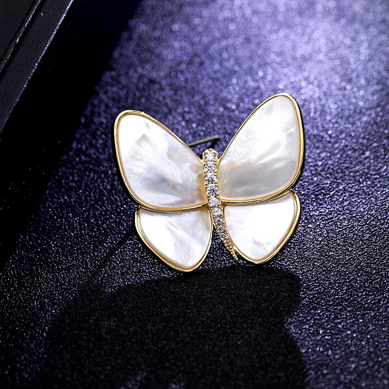 

Top Quality New Cute Natural Shell Corsage Micro Pave CZ Butterfly Brooch For Women Dress Accessories Jewelry