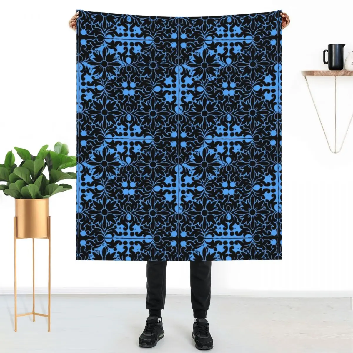 

Retro Baroque Blanket Spanish Flower Fantasy Warm Bedroom Throw Blanket Comfy Thick Blankets