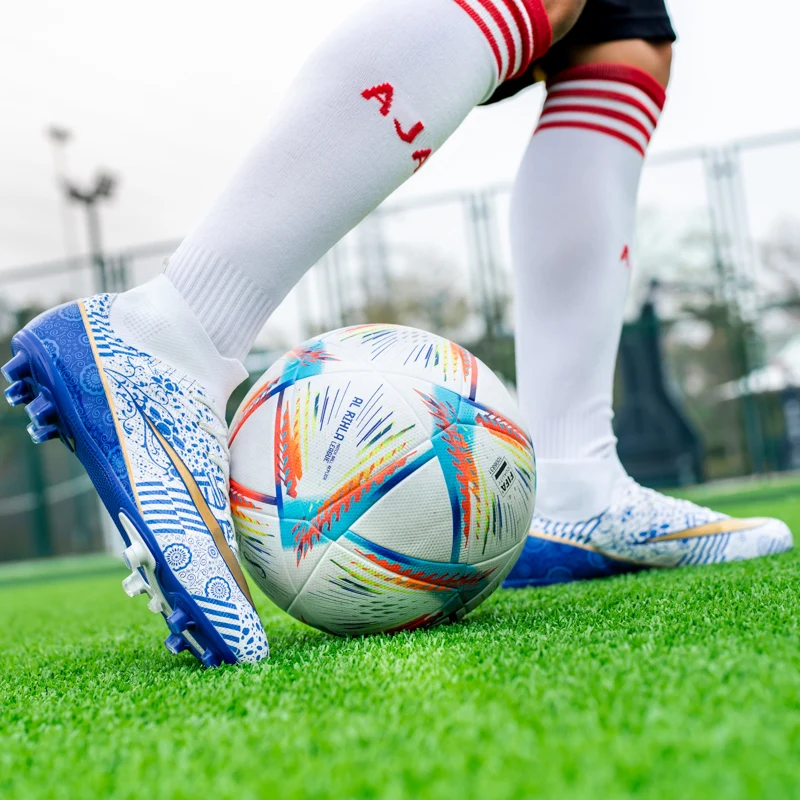 Men's Football Shoes Quality High Help Futsal Flying Woven Breathable Soccer Boots Ultra-Light Anti-Skid Training Sneakers