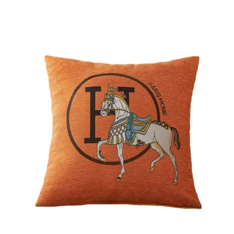 

Наволочки JHWarmo с вышивкой лошадей