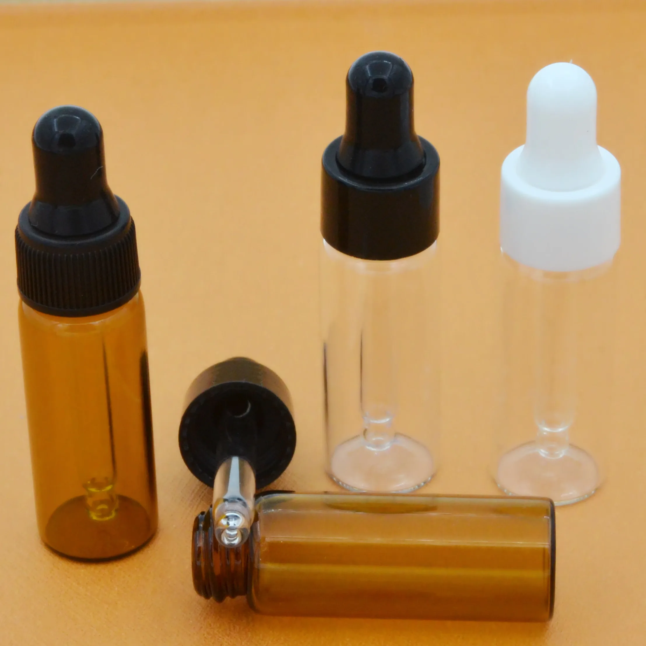 

100Pcs 5ml Amber/Clear Glass Dropper Bottles Mini Essential Oils Dropper vials Bottle for Sample Cosmetic Perfume Travel