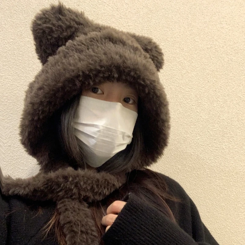 Шапка Lei Feng с милым медвежьим мехом женская зимняя теплая морозостойкая наушница