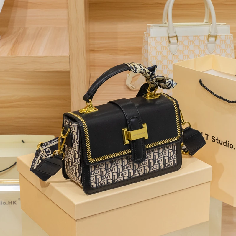 

Luxury Women's Brand l Popular Women's Bags Senior Designer Simple and Fashionable One Shoulder Crossbody Handbag