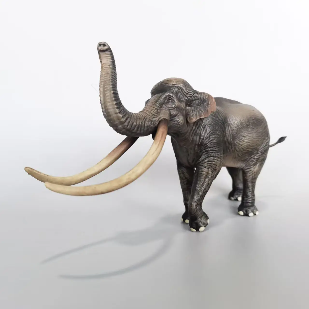 Фото Модель-игрушка древнего животного Palaeoloxodon Haolonggood, масштаб 1/35 №5