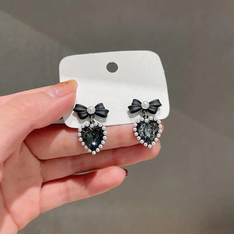 

New Korean Crystal Love Heart Drop Earrings For Women Gift Fashion Female Party Jewelry Hot Trend Hanging Pearl Bowknot Earrings