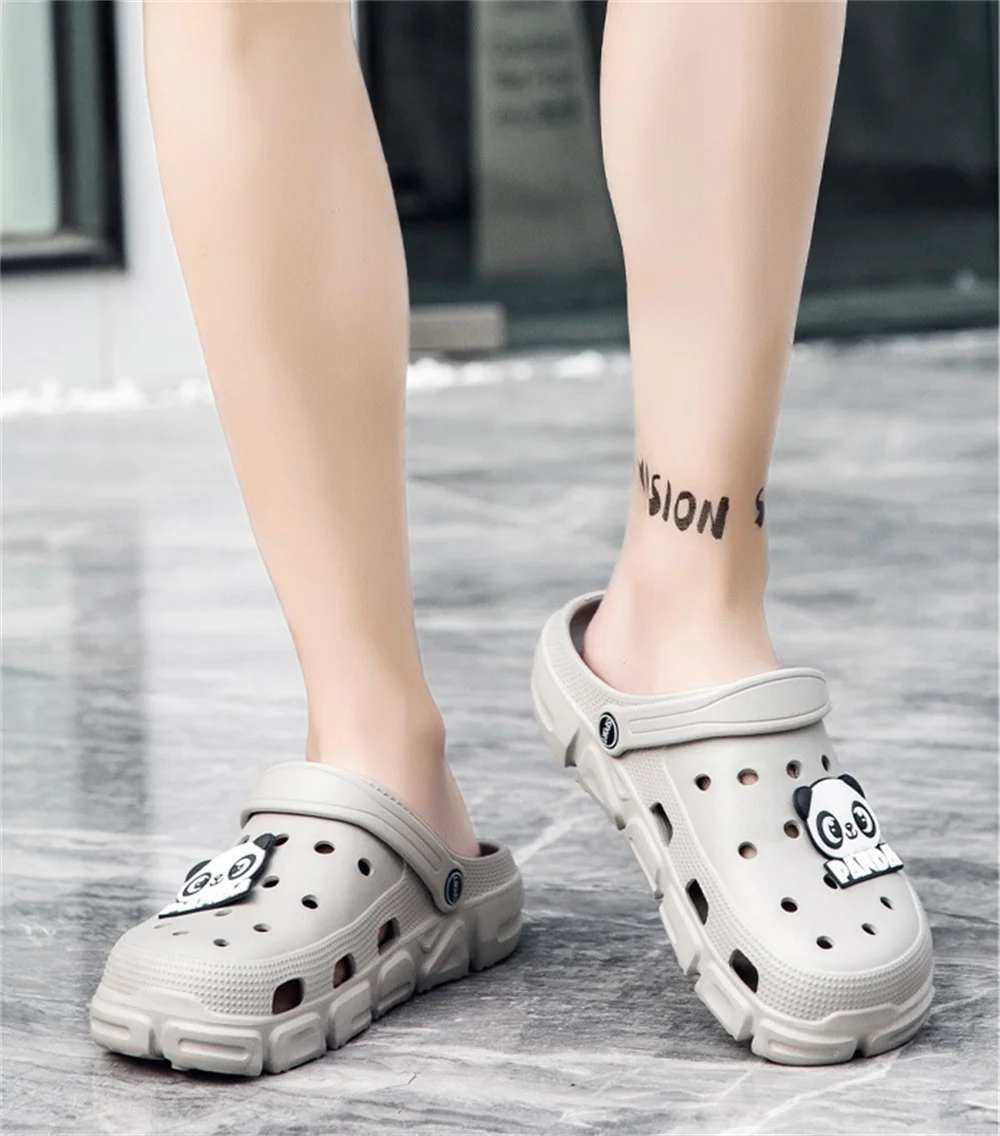 Causal Slippers Women Outdoor Clogs Thick Sole Beach Sandals Men EVA Non-slip Home Garden Hole Shoes Couple Slides