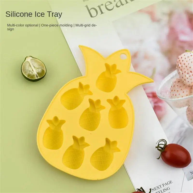 

Creativity Silica Gel Ice Lattice Making Ice Lattice And Baking Creative Cartoon Silicone Mold Flamingo Pineapple Ice Lattice