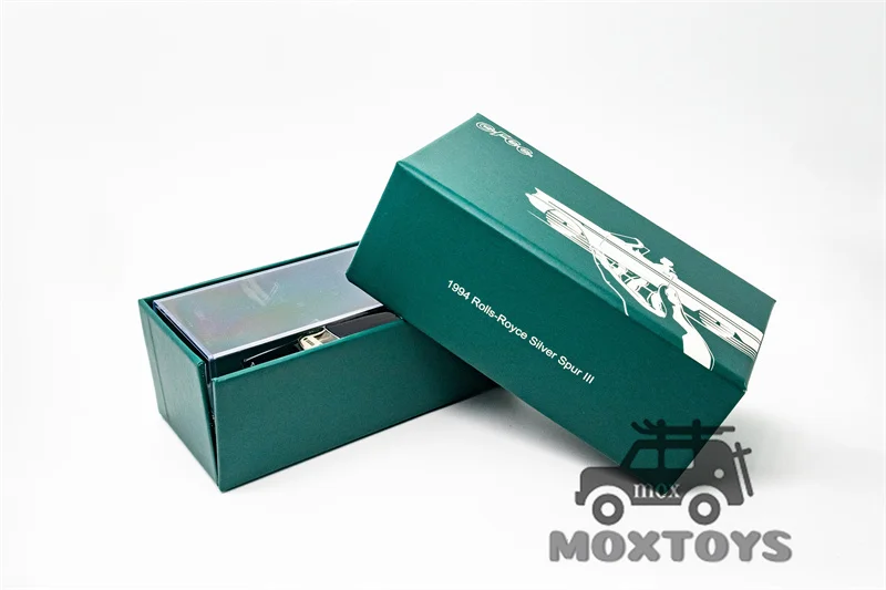 Серебристая пряжа GFCC 1:64 Rolls-Royce