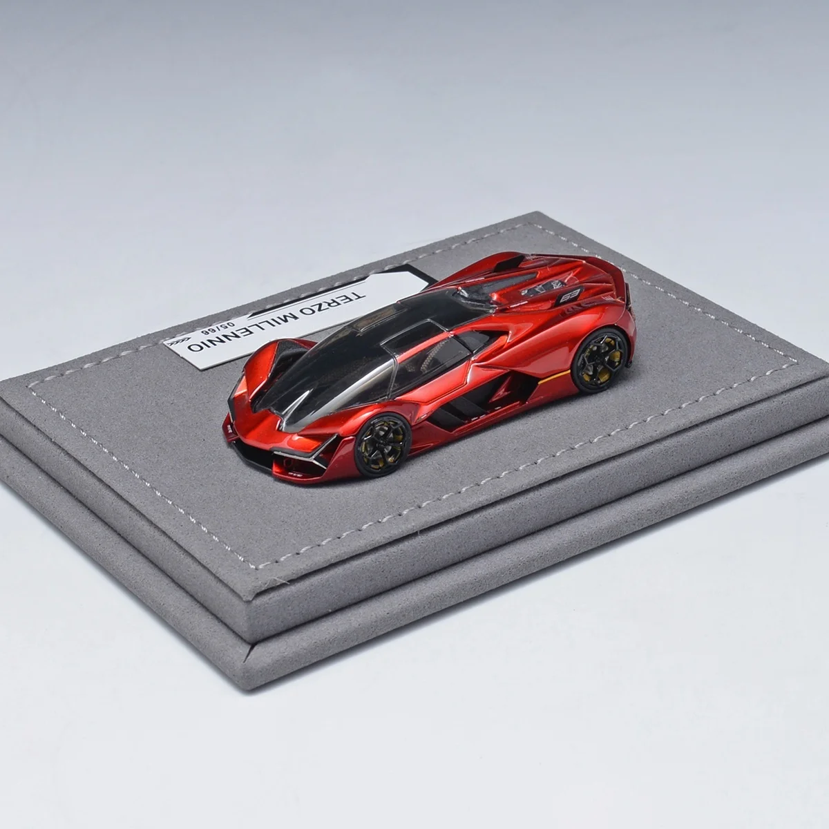 PANTHOM 1:64 Terzo Millennio концептуальный автомобиль, коллекция моделей автомобилей из смолы, подарок (art.: 3920d282d7eff) - 3920d282d7eff