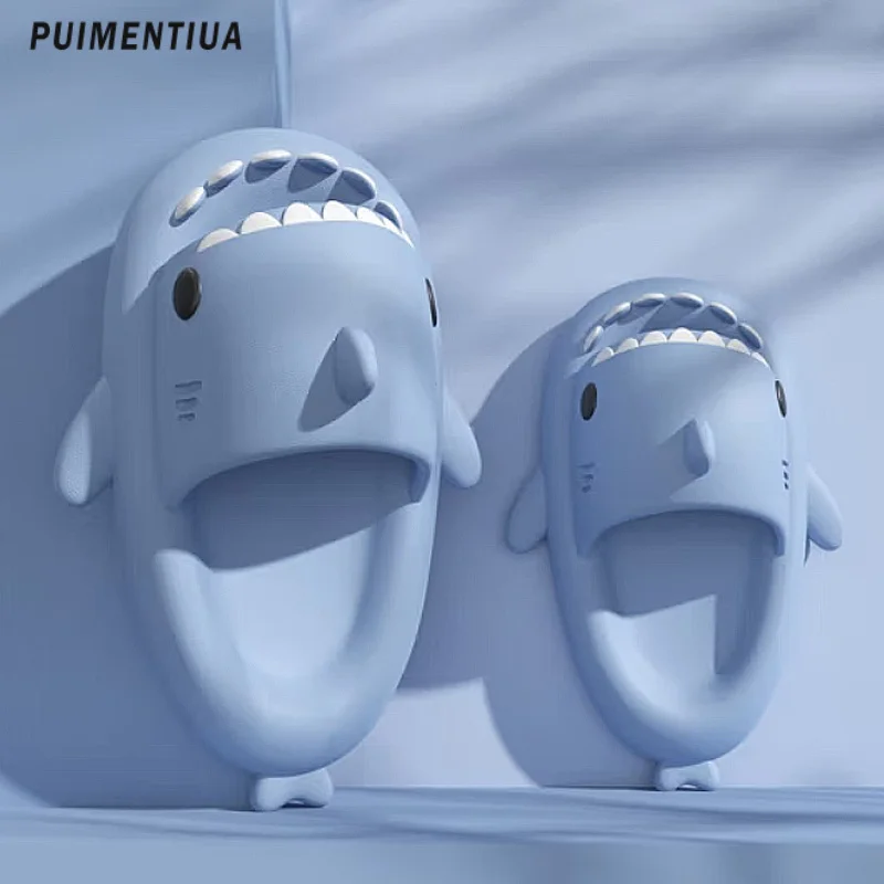 

Soft EVA Summer Men Women Slippers Cute Catroon Shark Shape Slides Outdoor Home Bathroom Women Shoes Flip Flops Couples Sandals