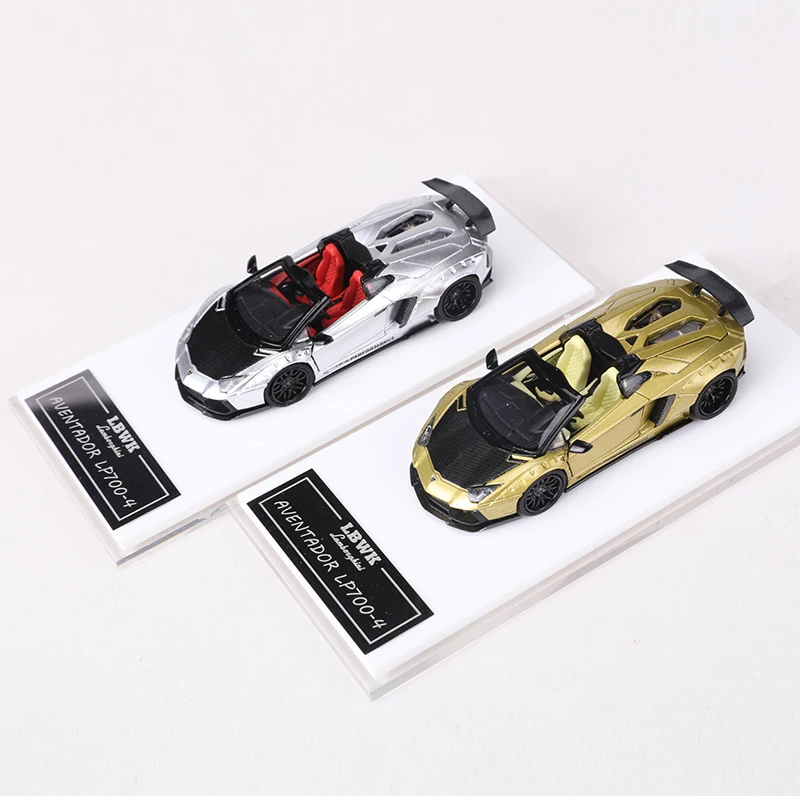 RM 1:64 LBWK Aventador lp700-4 Кабриолетная модель автомобиля из сплава может открыть двери и