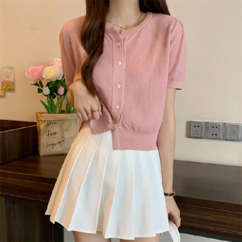 

Short sleeved women's summer T-shirt thin short top Black