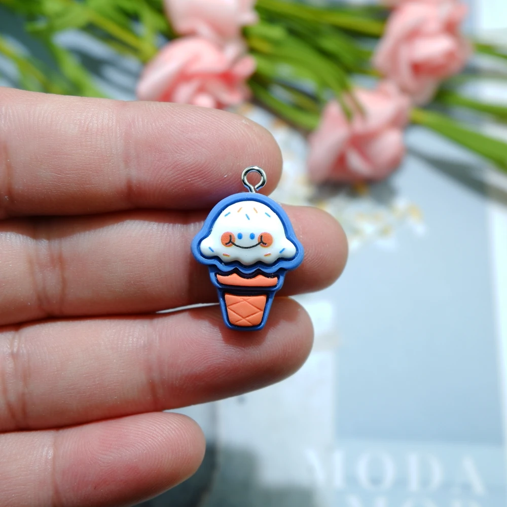 Подвески в виде мороженого и попкорна для изготовления украшений сделай сам