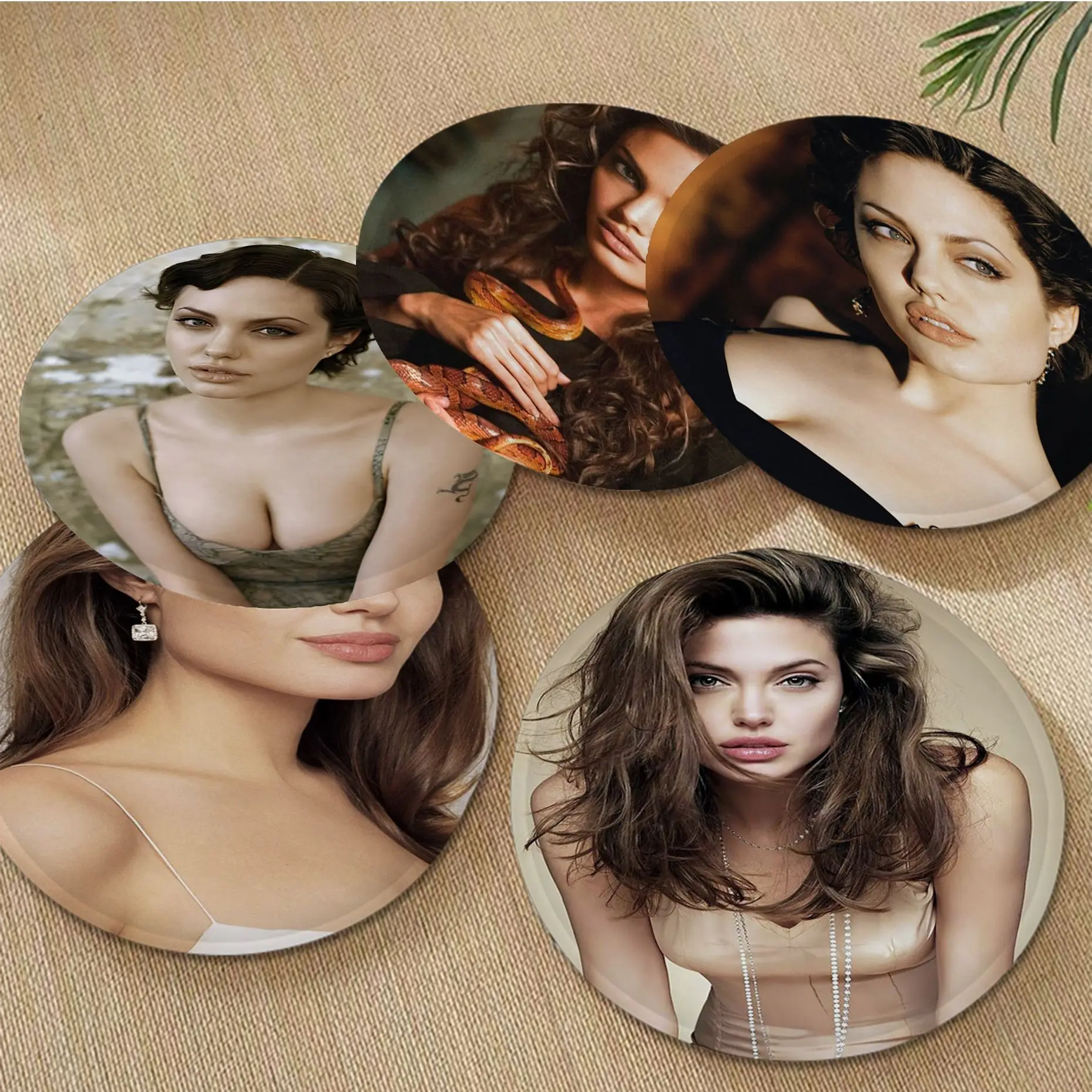 

Angelina Jolie Modern Minimalist Style Chair Cushion Soft Office Car Seat Comfort Breathable 45x45cm Sofa Cushion