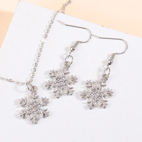 Женский комплект из колье и серёг, с подвеской в виде снежинки