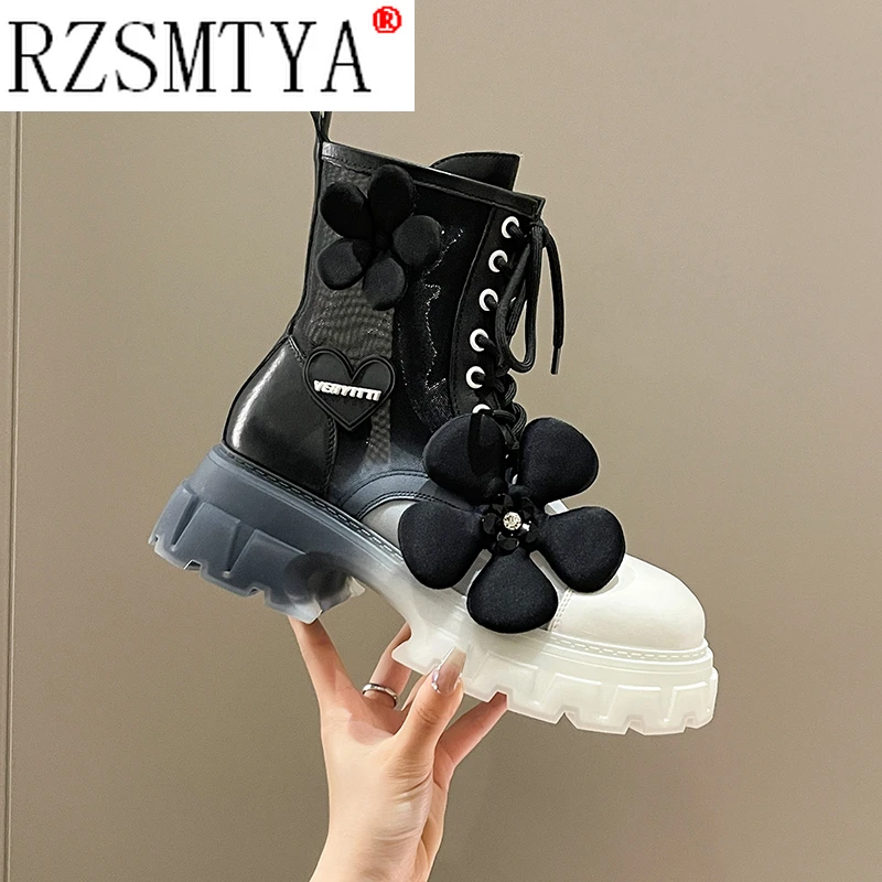 

2022 Latest Cool Boots Breathable Flower Color Ladies Cool Boots Size 40 Women Shoes
