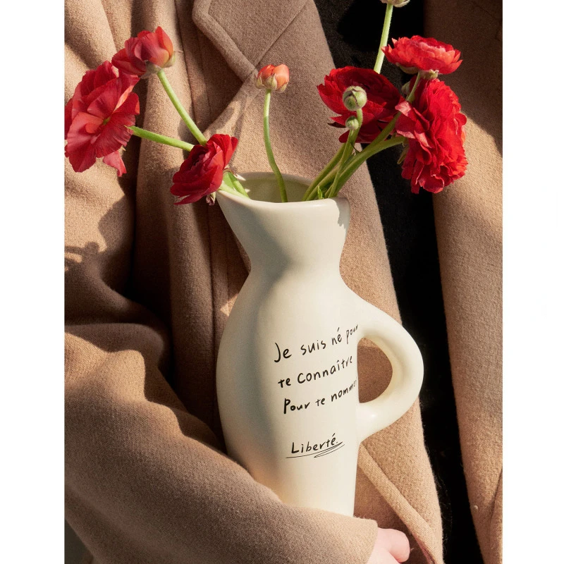 

Design Style Milk Pot Vase French Ceramic Flower Pot Simple and Medieval Model Room Fashionable Homestay Decoration