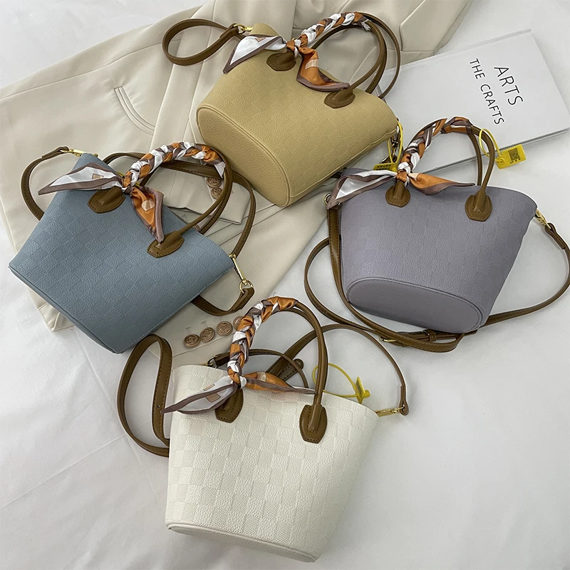 

Новинка 2022, модная женская сумка из 100% воловьей кожи, дизайнерские роскошные сумки, женские сумки через плечо, женские сумки с верхней ручко...