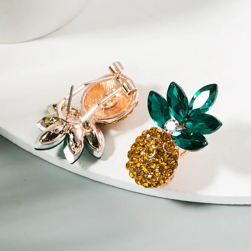 Корейский сплав инкрустированные цветными стразами серьги с ананасом модные