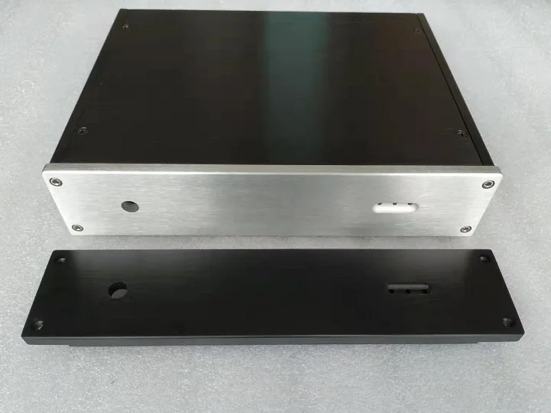 

BREEZE BZ2806 series aluminum case for DAC