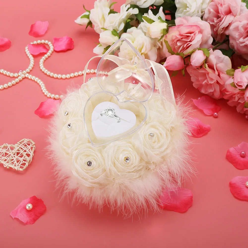 

Rose Flower Buds Heart-Shaped Ring Pillow Feather For Wedding Accessory Kev Sib Koom Tes Nplhaib Box Cov Khoom Siv Tshoob Kos