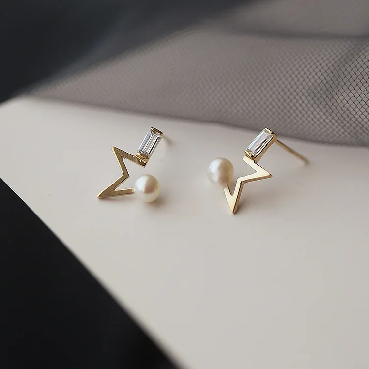 

Серьги из стерлингового серебра S925 с золотым покрытием и пятиконечной звездой для женщин, маленькие и изысканные серьги с синтетическим же...