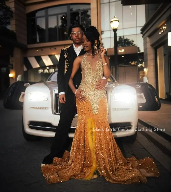 Женское платье-Русалка с разрезом оранжевое платье аппликацией из перьев для