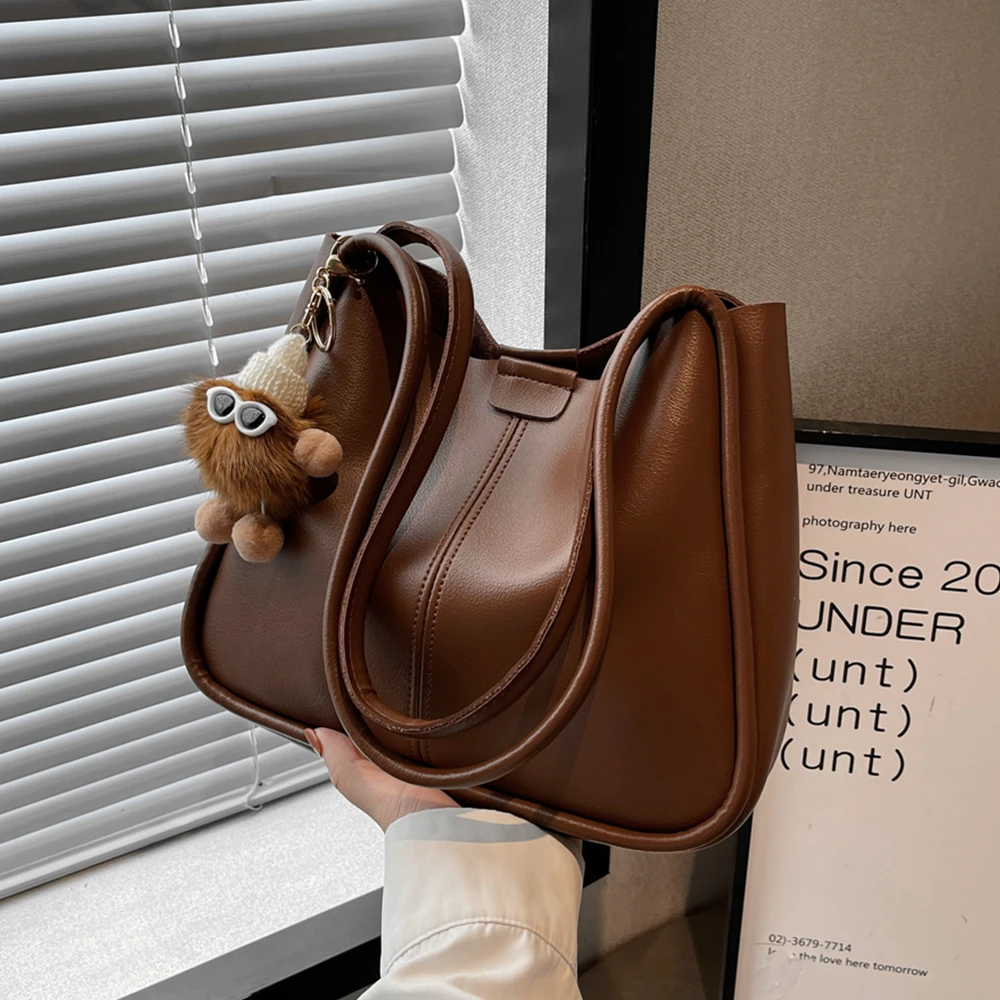 

Winter Retro Small Bucket Underarm Shoulder Bags For Women 2022 Luxury Designer Simple Female Tote Roomy Work Ladies Handbags