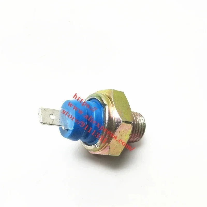 Фото Датчик давления моторного масла для Chery A5 Fora E5 Tiggo/Tiggo 3 Fulwin 2/Celer Amulet, переключатель давления моторного масла A11- 3810011 №2