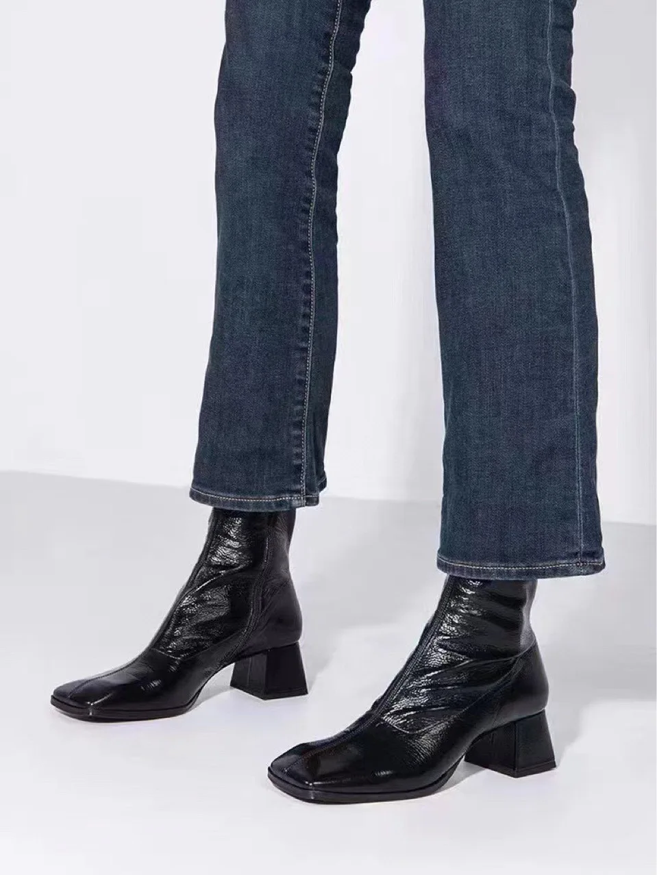 

Women Boots Leather Ankle-Length Zipper Square Toe Vintage Shoes