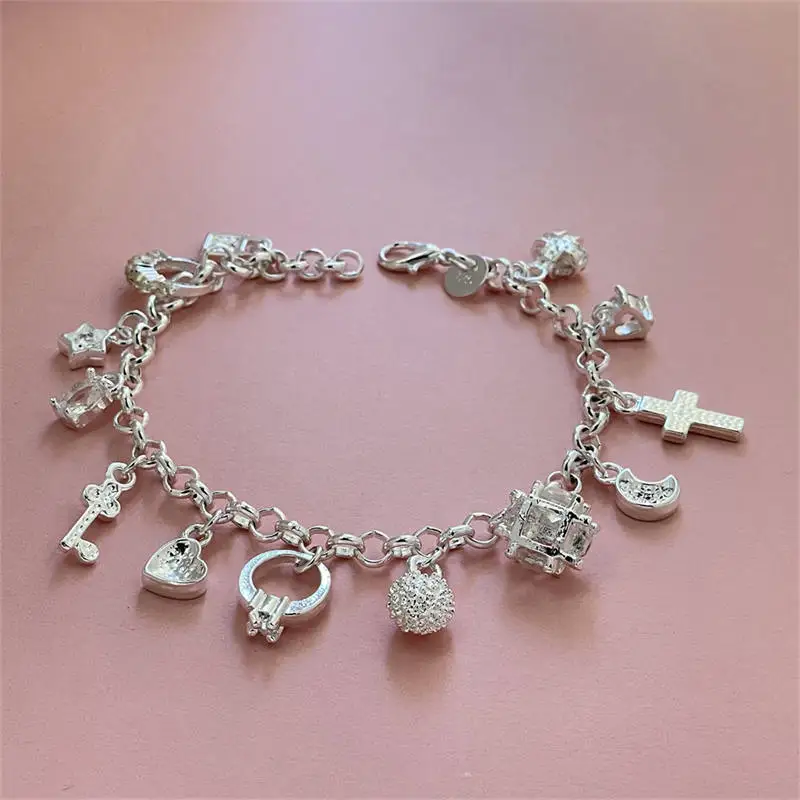 Браслет из серебра 925 пробы с Луной и сердцем