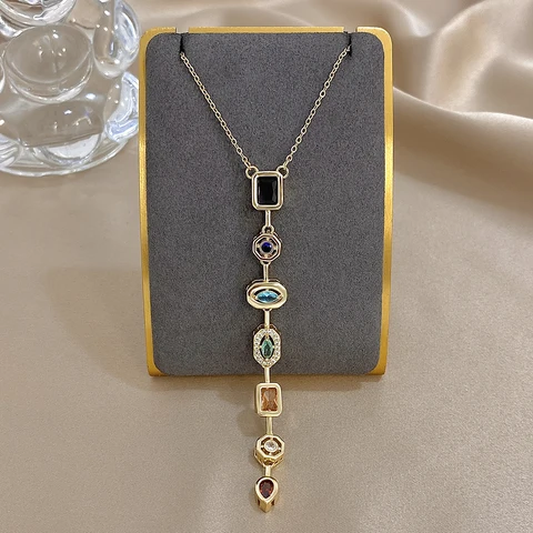 Золотое ожерелье Slavena с кулоном