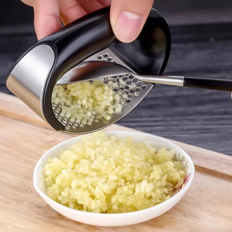 

Manual Stainless Steel Garlic Press Manual Garlic Mincer Chopping Garlic Tools Curve Fruit Vegetable Tools Kitchen Gadgets