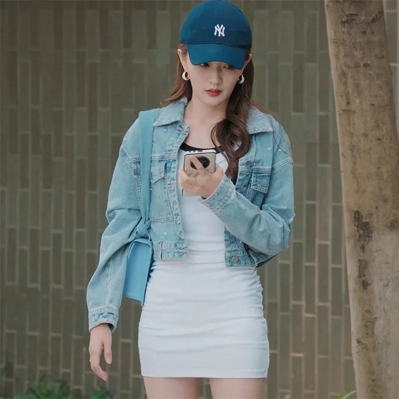 Повседневная модная универсальная потертая джинсовая короткая куртка 23