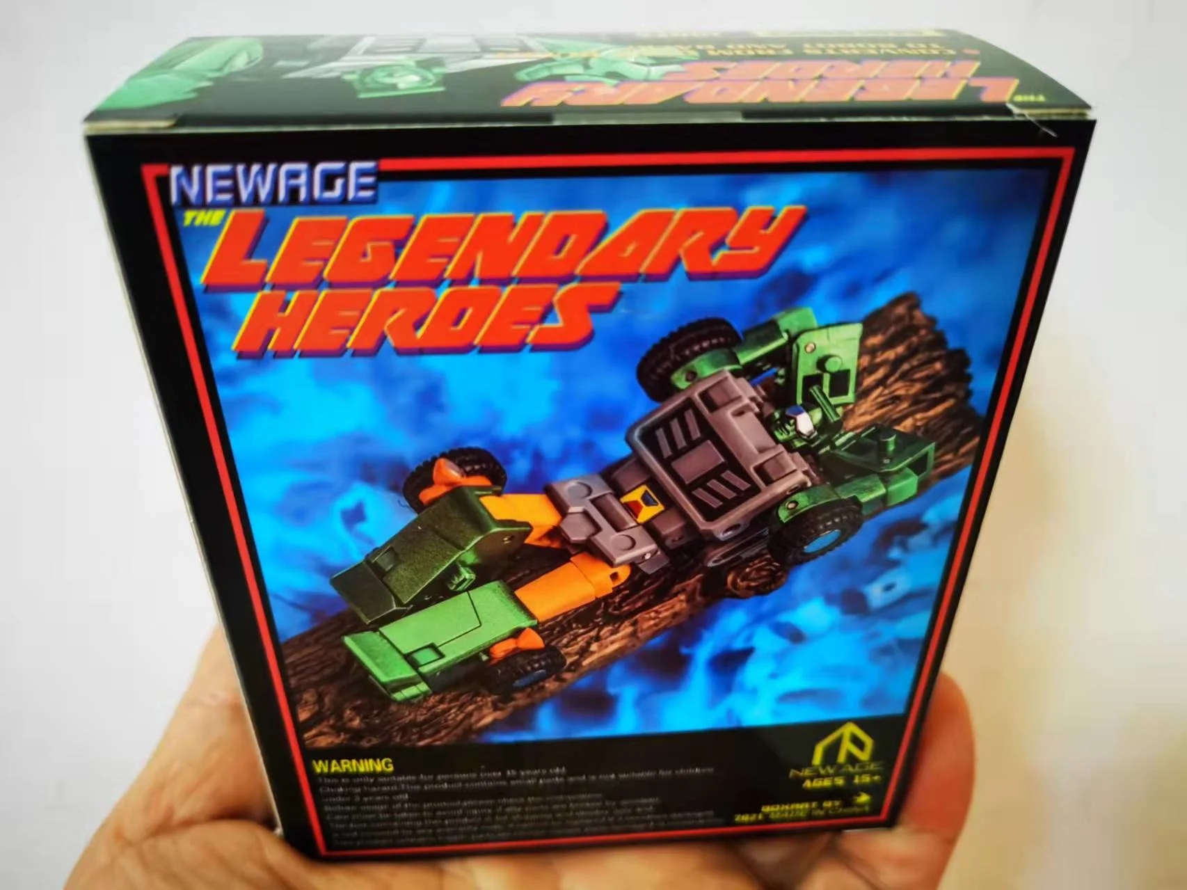

In New Stock Newage NA H41G2 Green Jones H41 G2 Geologist Dr.Jones Beachcomber Small Scale Paint Alloy Action Figure With Box